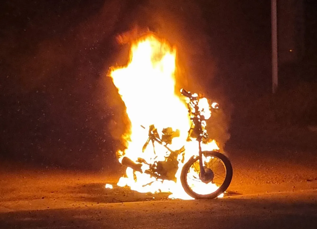 fuego moto