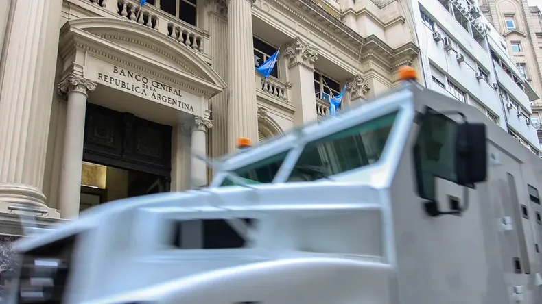 toto-caputo-refuerza-las-reservas-del-banco-central