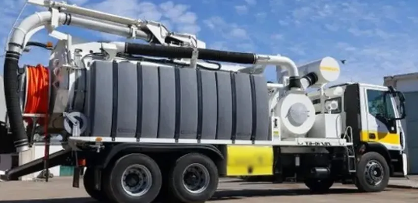 camion obras sanitarias_tapadeldia