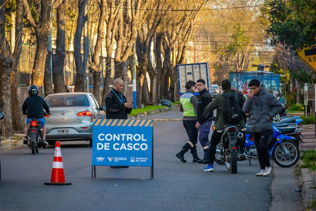 seguridad-vial-control-de-casco-3